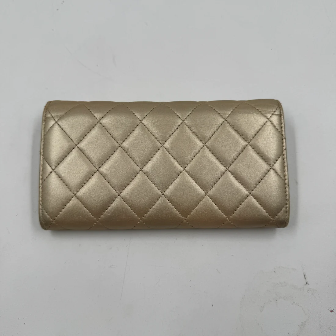 CHANEL GOLD WALLET IN LEATHER