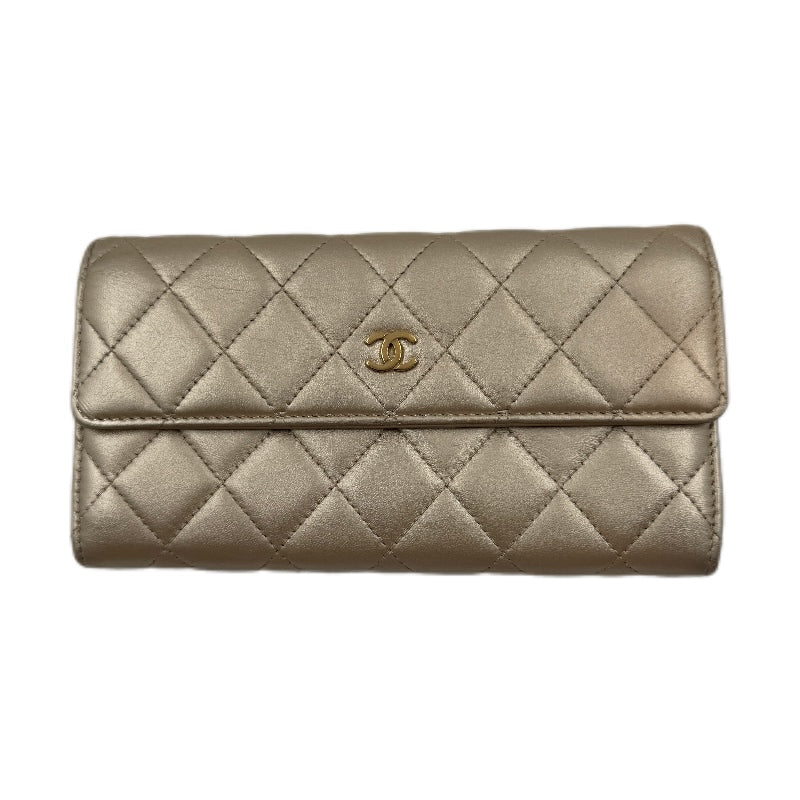 CHANEL GOLD WALLET IN LEATHER